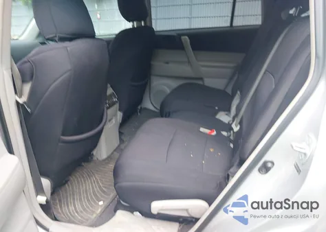 2012 Toyota Highlander Base V6 из США, поврежденный, VIN 5TDBK3EH8CS140401